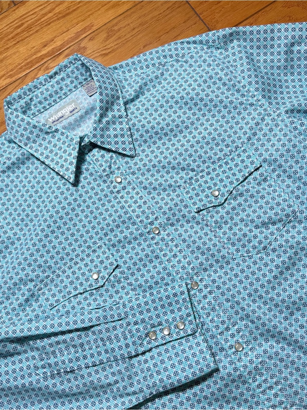 Wrangler Turquoise & Navy Geo Print Button-Down Shirt